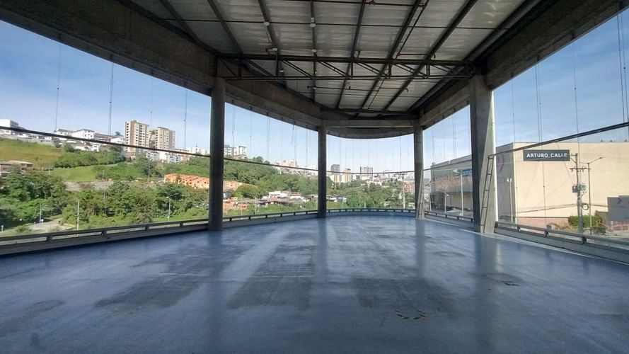 Local en arriendo en La Carola, Manizales, 300 m² · foto 8 de 18
