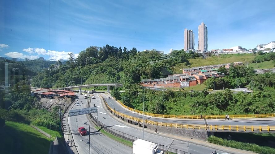 Local en arriendo en La Carola, Manizales, 300 m² · foto 10 de 18