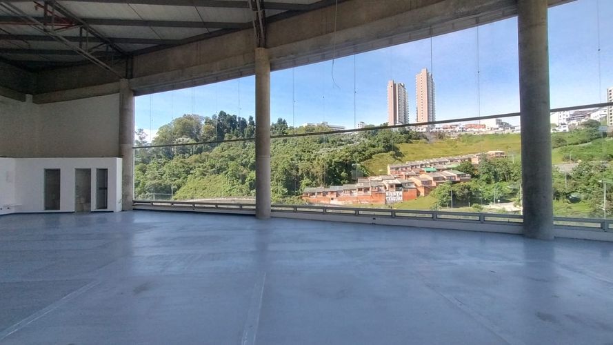 Local en arriendo en La Carola, Manizales, 300 m² · foto 11 de 18