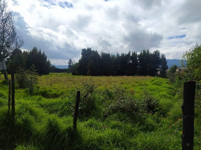 Lote en venta en Canelon, Cajicá, 2800 m² · foto 2 de 8