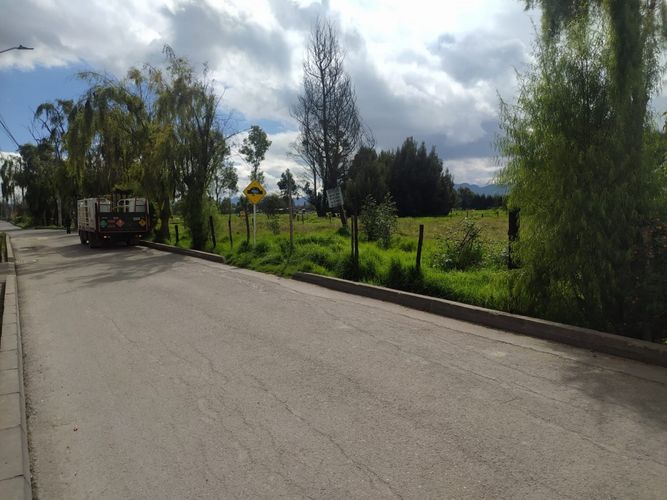 Lote en venta en Canelon, Cajicá, 2800 m² · foto 3 de 8
