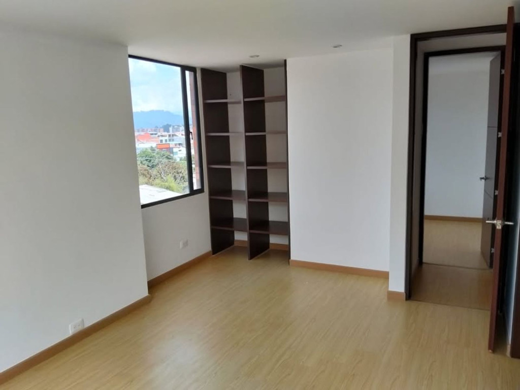 Apartamento en venta en Ub Los Geranios, Chía · foto 3 de 12