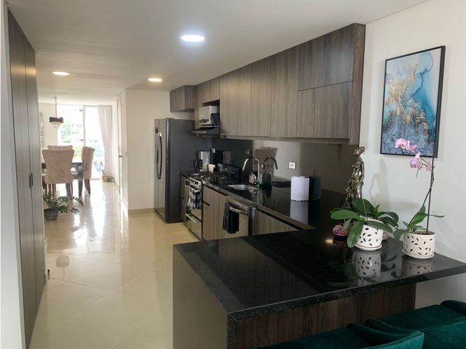 Apartamento de 2 alcobas en venta en Simon Bolivar, Medellín, 99 m² · foto 3 de 17