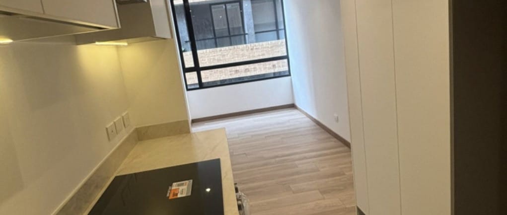 Apartaestudio en venta en San Patricio, Bogotá, 37 m² · foto 3 de 20