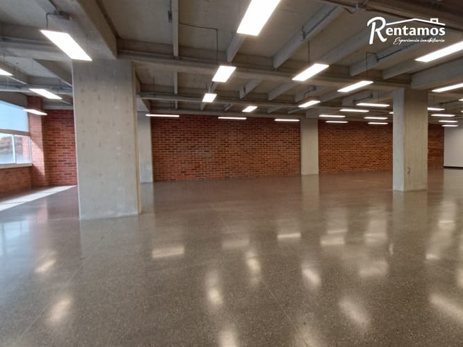 Local en arriendo en Santa Fe, Medellín, 462 m² · foto 9 de 24