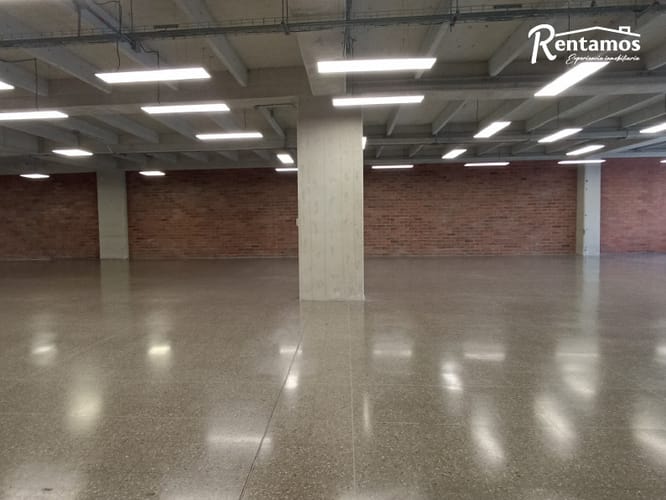 Local en arriendo en Santa Fe, Medellín, 462 m² · foto 12 de 24