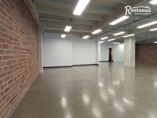 Local en arriendo en Santa Fe, Medellín, 462 m² · foto 14 de 24