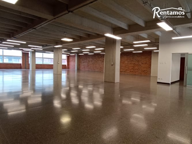 Local en arriendo en Santa Fe, Medellín, 462 m² · foto 19 de 24