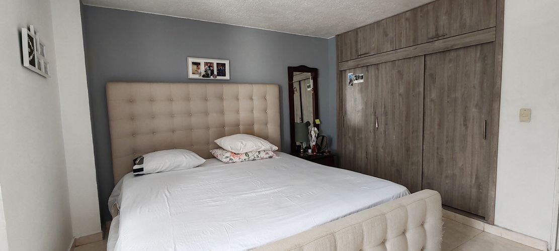 Apartamento de 3 alcobas en venta en El Refugio, Cali, 117 m² · foto 2 de 22