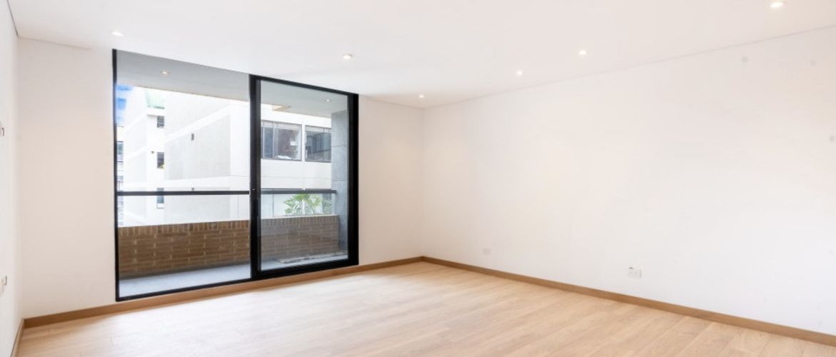 Apartamento de 3 alcobas en venta en San Patricio, Bogotá, 127 m² · foto 2 de 24