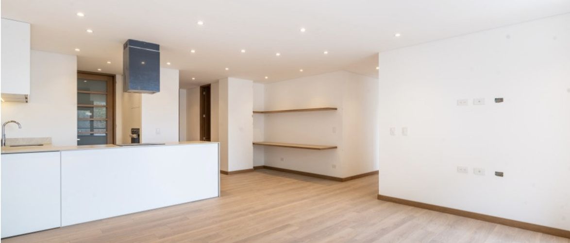 Apartamento de 3 alcobas en venta en San Patricio, Bogotá, 127 m² · foto 3 de 24