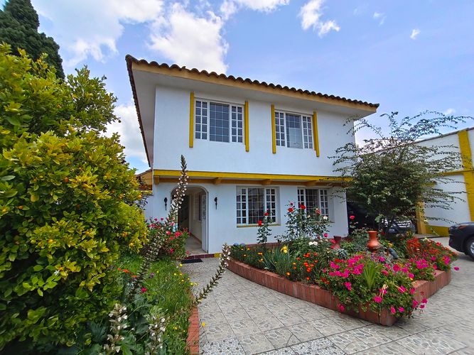 Casa de 3 alcobas en venta en Santa Maria De Los Lagos, Chía, 1000 m² · foto 5 de 21
