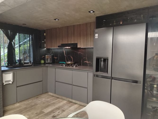 Casa de 3 alcobas en venta en Belén Rincón, Medellín, 70 m² · foto 2 de 17