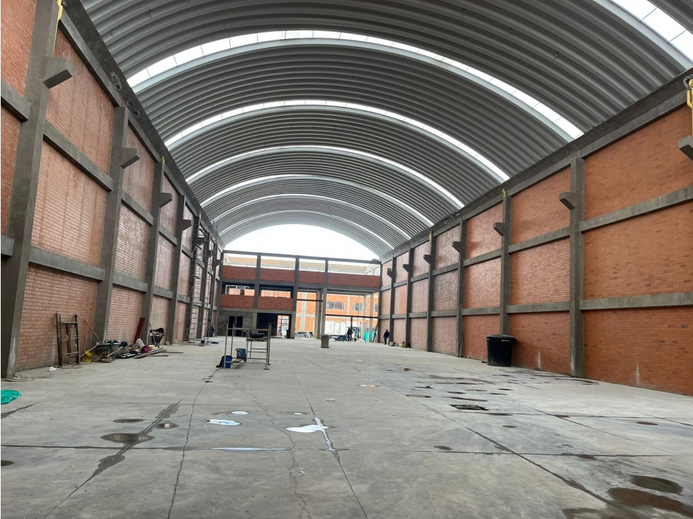 Bodega en arriendo en Cn Balcones De Toscana, Mosquera, 2126 m² · foto 10 de 11