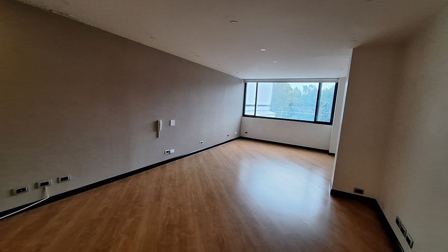 Apartamento de 3 alcobas en venta en La Calleja, Bogotá, 293 m² · foto 22 de 24