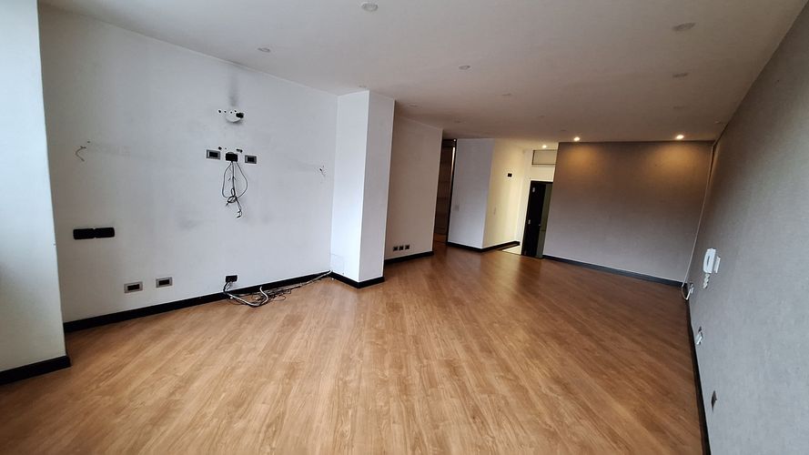 Apartamento de 3 alcobas en venta en La Calleja, Bogotá, 293 m² · foto 21 de 24