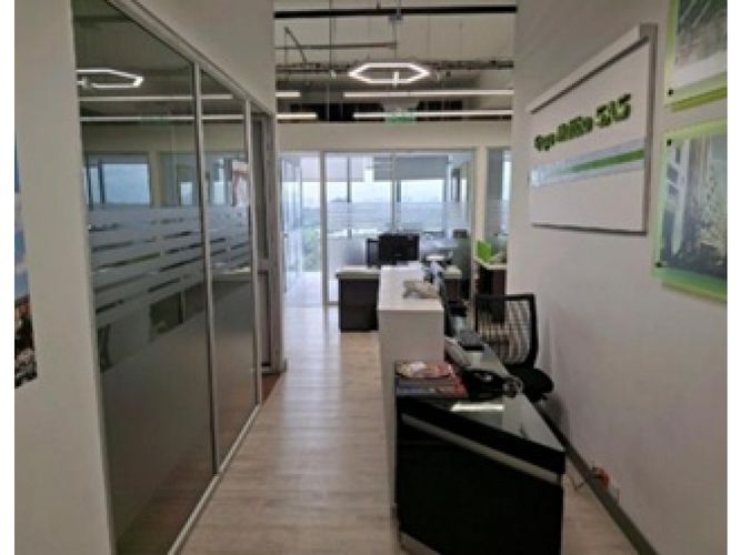 Oficina en venta en Fontibon, Zipaquirá, 179 m² · foto 6 de 8