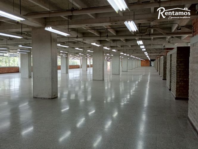 Oficina en arriendo en Shellmar, Medellín, 199 m² · foto 12 de 20