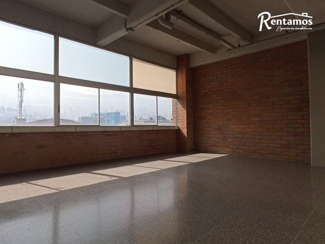 Local en arriendo en Santa Fe, Medellín, 233 m² · foto 6 de 9