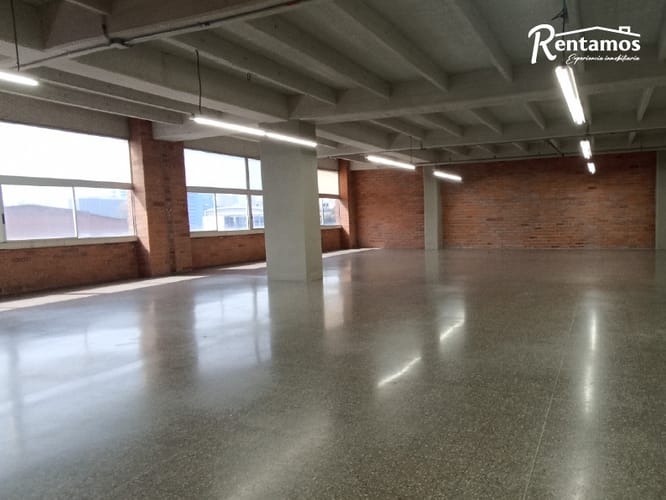 Local en arriendo en Shellmar, Medellín, 466 m² · foto 13 de 23