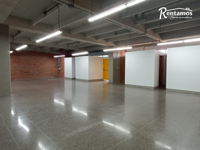Local en arriendo en Shellmar, Medellín, 466 m² · foto 14 de 23
