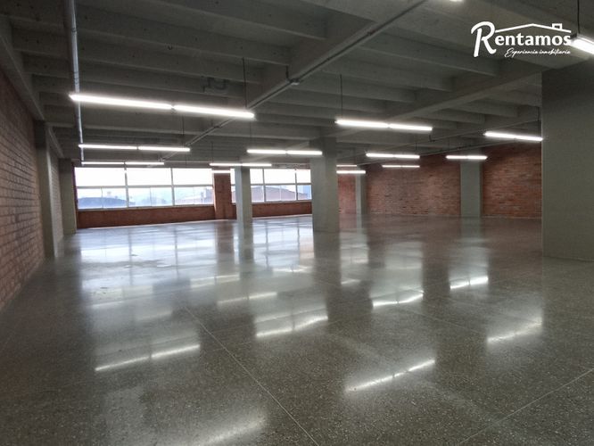 Local en arriendo en Shellmar, Medellín, 466 m² · foto 16 de 23