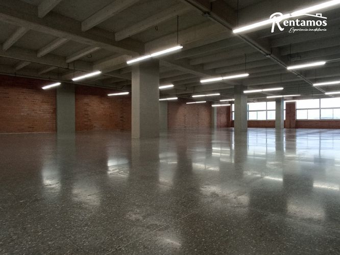 Local en arriendo en Shellmar, Medellín, 466 m² · foto 19 de 23