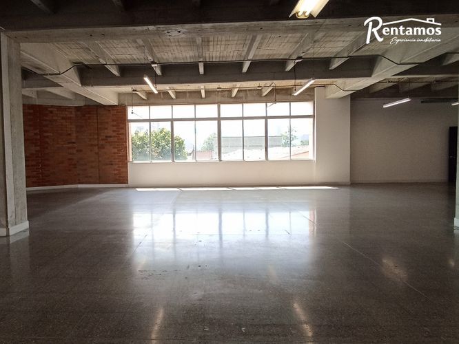 Local en arriendo en Santa Fe, Medellín, 558 m² · foto 15 de 24