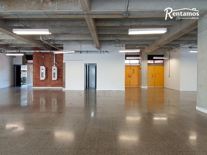 Local en arriendo en Santa Fe, Medellín, 558 m² · foto 24 de 24