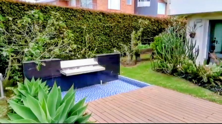 Casa de 5 alcobas en venta en Aposentos, Sopó, 1180 m² · foto 3 de 24