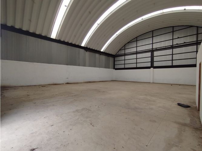 Bodega en arriendo en El Carmen De Viboral, El Carmen de Viboral, 500 m² · foto 5 de 9