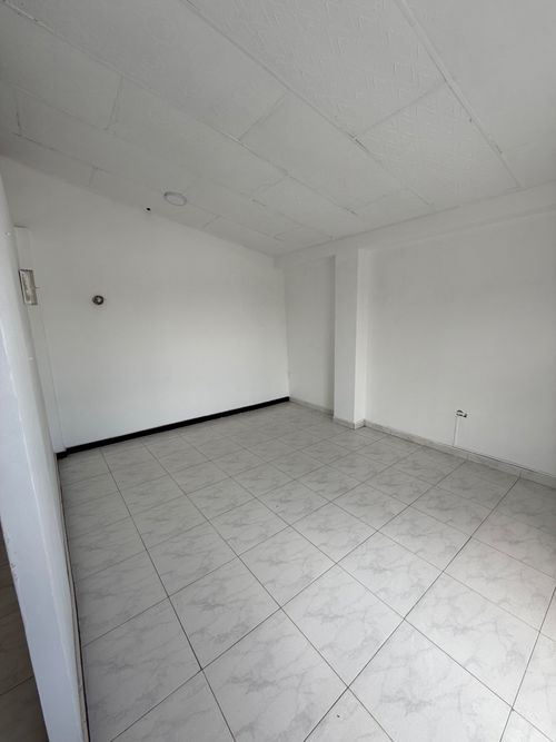 Local en arriendo en San Cayetano, Palmira, 240 m² · foto 2 de 9