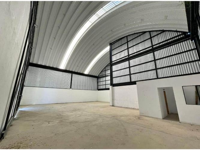Bodega en arriendo en Berna Mirador, El Carmen de Viboral, 300 m² · foto 3 de 6