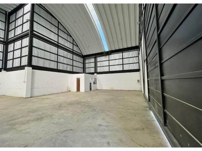 Bodega en arriendo en Berna Mirador, El Carmen de Viboral, 300 m² · foto 5 de 6
