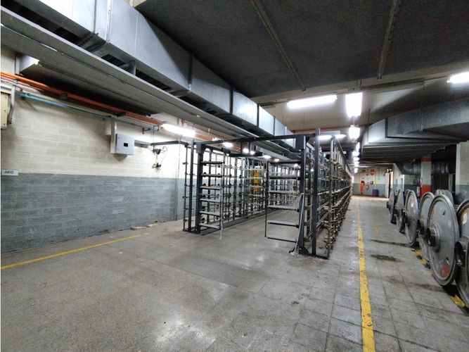 Bodega en arriendo en Perez, Bello, 955 m² · foto 3 de 13