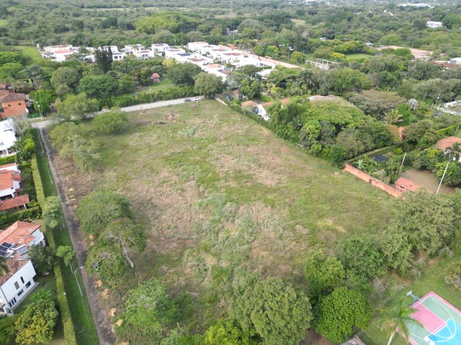 Lote en venta en Cali, 12264 m² · foto 14 de 17