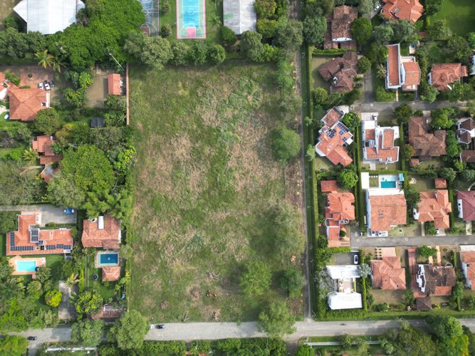 Lote en venta en Cali, 12264 m² · foto 17 de 17
