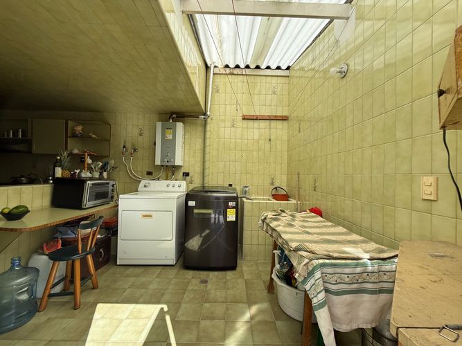 Casa de 4 alcobas en venta en El Batán, Bogotá, 250 m² · foto 12 de 24