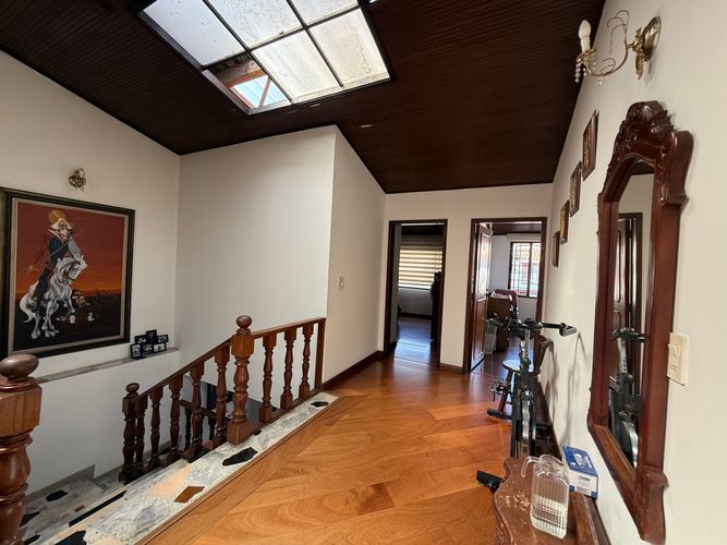 Casa de 4 alcobas en venta en El Batán, Bogotá, 250 m² · foto 15 de 24