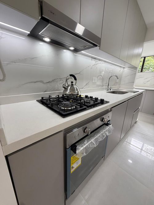 Apartamento de 3 alcobas en venta en Multicentro, Cali, 86 m² · foto 10 de 23