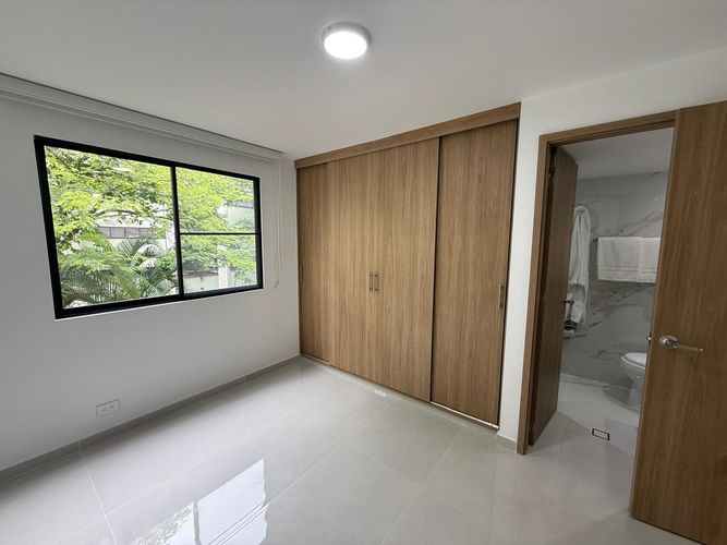 Apartamento de 3 alcobas en venta en Multicentro, Cali, 86 m² · foto 19 de 23