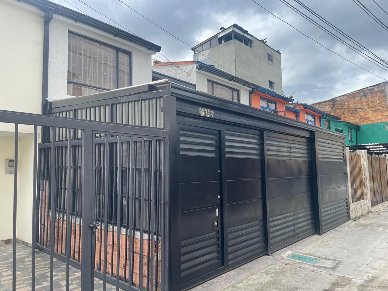 Casa en venta en Villa Luz, Bogotá · foto 22 de 24