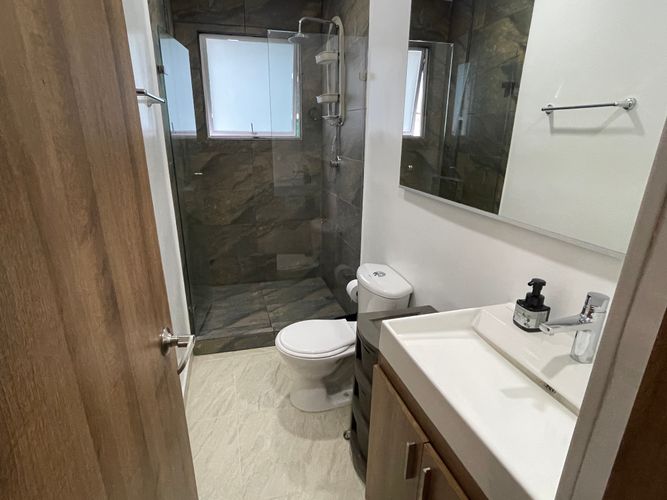 Apartamento de 2 alcobas en venta en Laureles, Medellín, 85 m² · foto 9 de 13