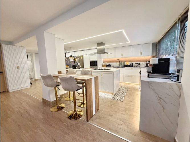 Casa de 4 alcobas en venta en Colina Campestre, Bogotá, 321 m² · foto 5 de 24