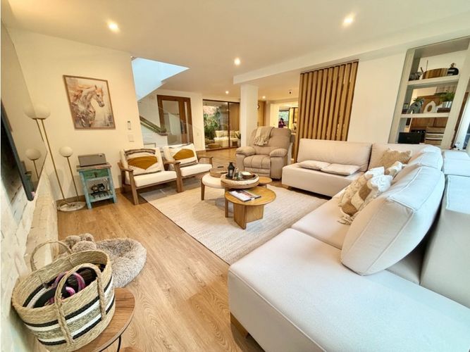 Casa de 4 alcobas en venta en Colina Campestre, Bogotá, 321 m² · foto 9 de 24