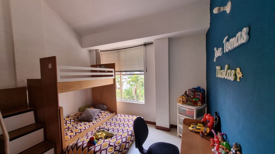 Casa de 4 alcobas en venta en Avenida 19 Norte, Armenia, 275 m² · foto 13 de 24