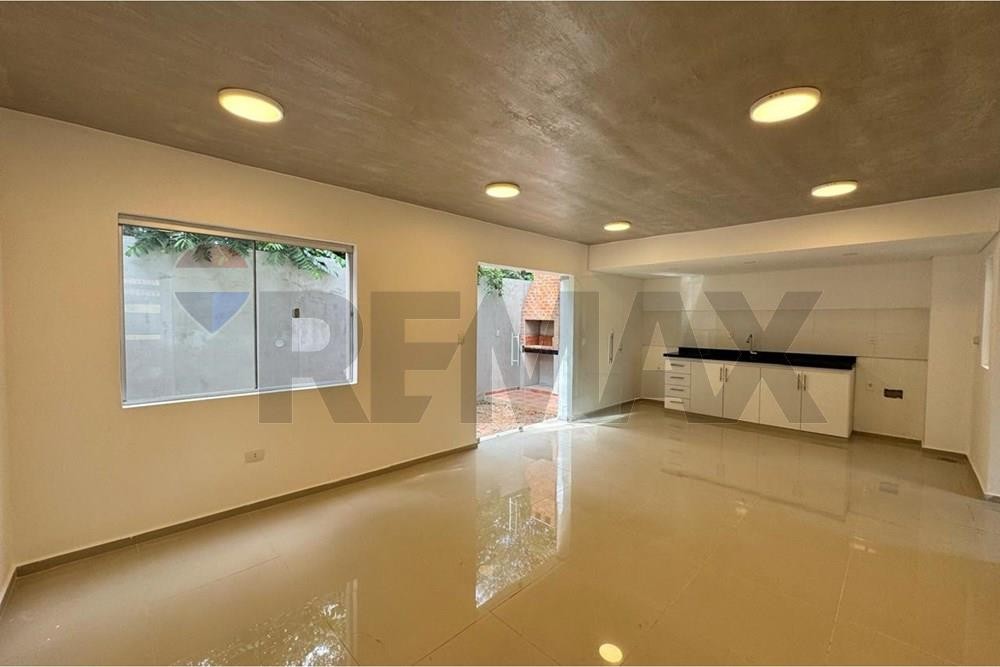 HERMOSO DUPLEX EN ALQUILER       J.A. — foto 3