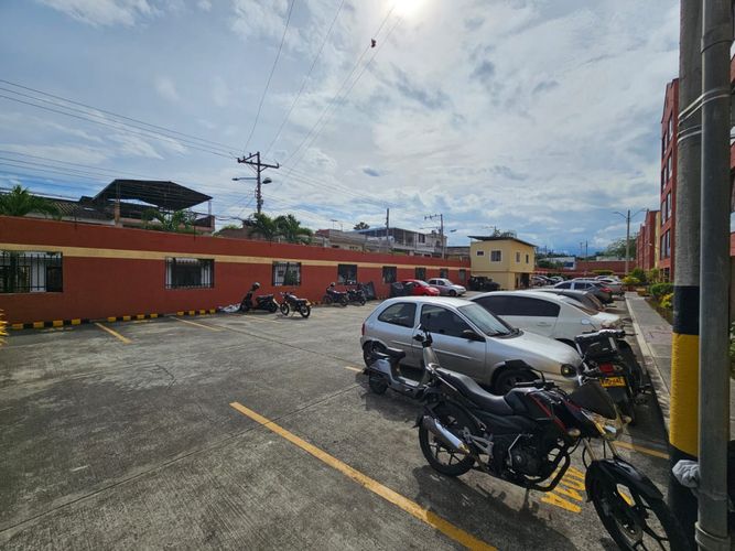 Apartamento de 3 alcobas en venta en Santa Barbara, Palmira, 60 m² · foto 6 de 23