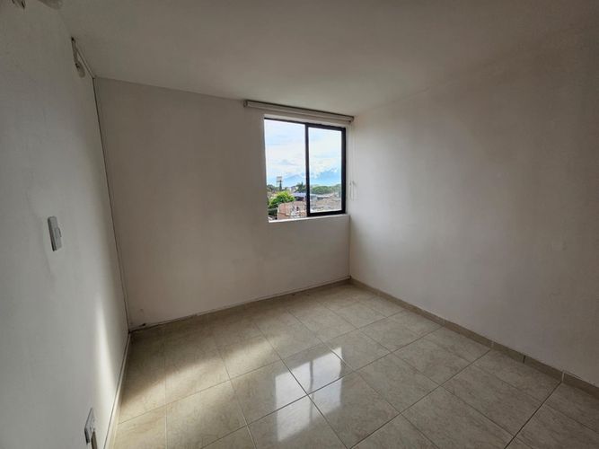 Apartamento de 3 alcobas en venta en Santa Barbara, Palmira, 60 m² · foto 13 de 23