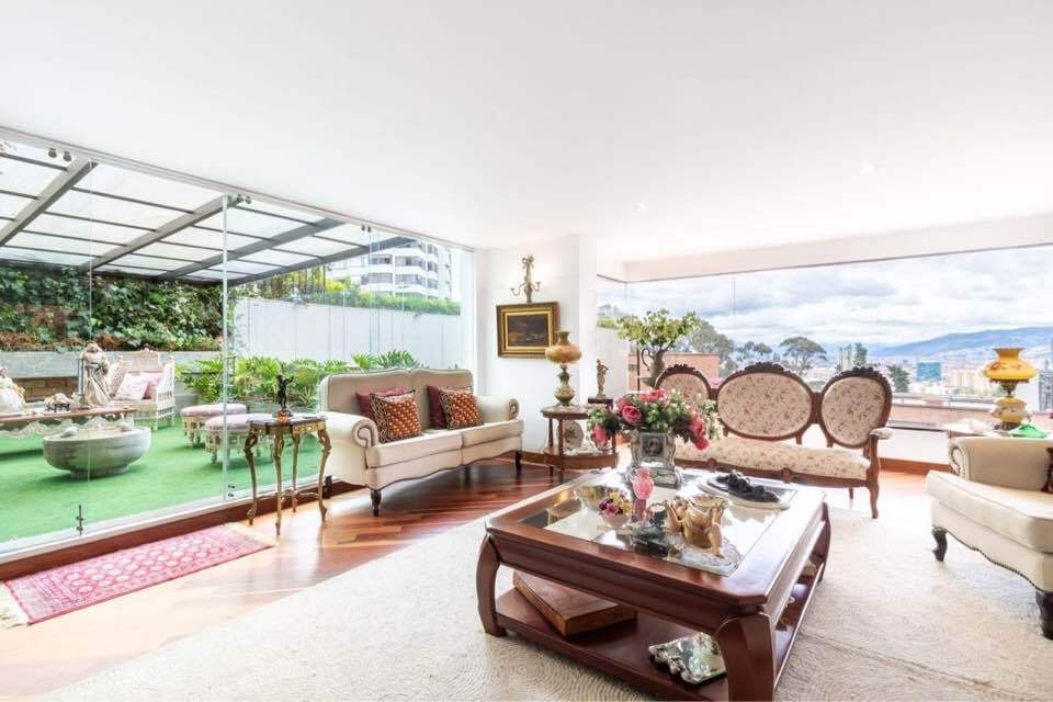 Apartamento en venta en El Refugio, Bogotá · foto 3 de 15